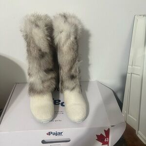 Pajar Gray real Fur Winter Boots